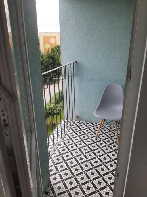 Apartament Komfortowy - W Pelni Wyposazony - Spaceapart Lägenhet Jelenia Góra Exteriör bild
